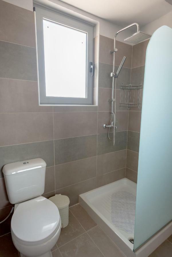 Paulsia Apartments Psinthos エクステリア 写真